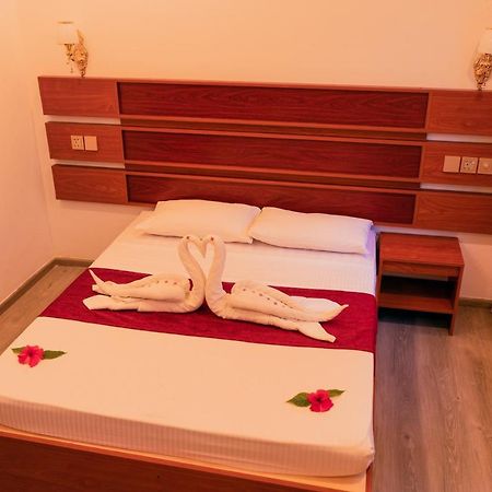 Feridhoo Inn ภายนอก รูปภาพ