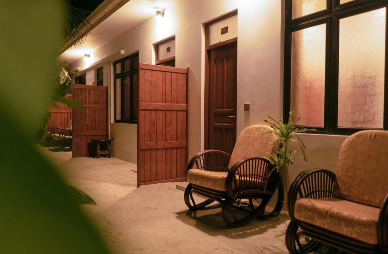 Feridhoo Inn ภายนอก รูปภาพ